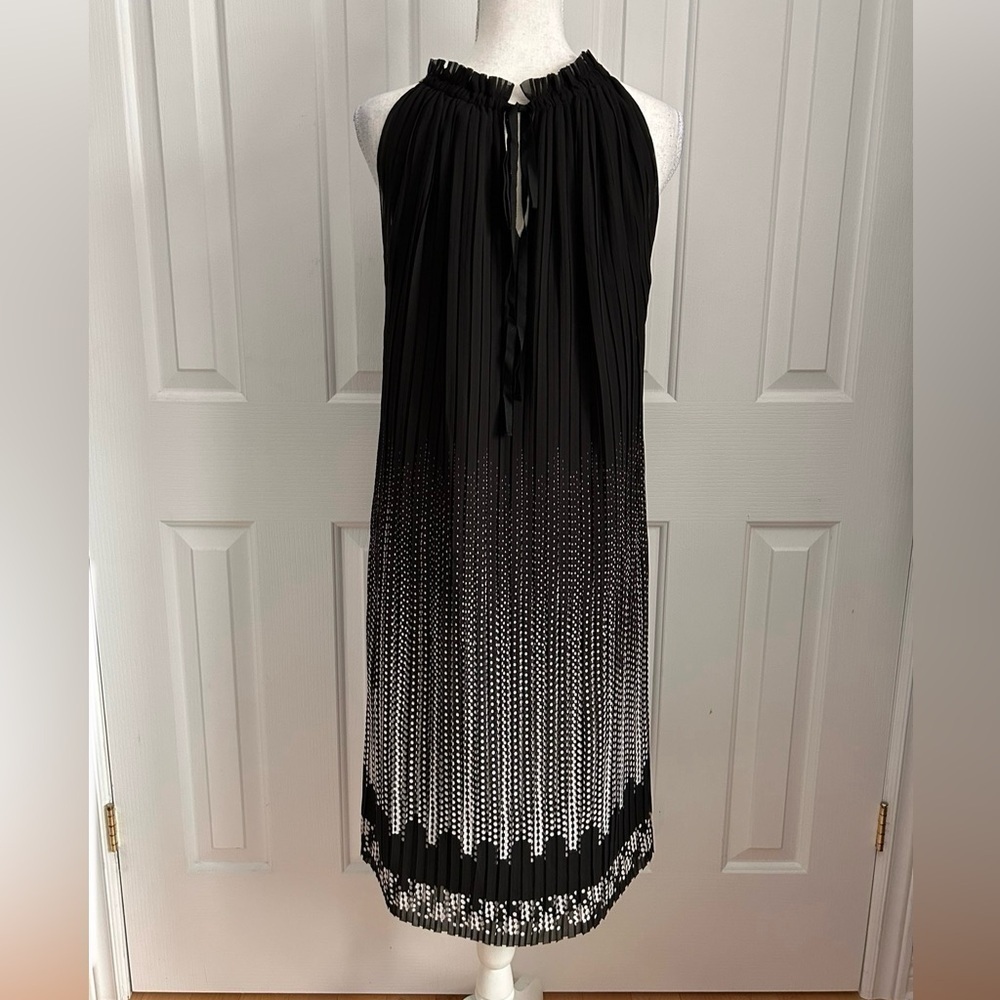 NWT MAX STUDIO Maxi, Sleeveless, Pleated, Polka Dots, Dress, Black & White Large - Picture 7 of 9